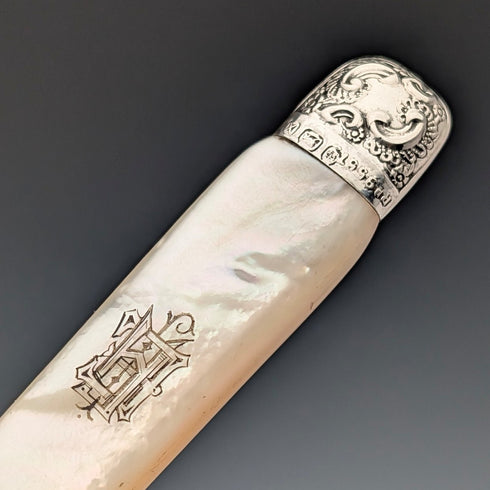 Circa 1890 British antique white mother-of-pearl handles, pure silver decoration, dessert cutlery, 6 pairs, Allen & Darwin